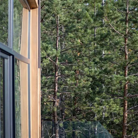 Βίλα 3 Tacke Tara